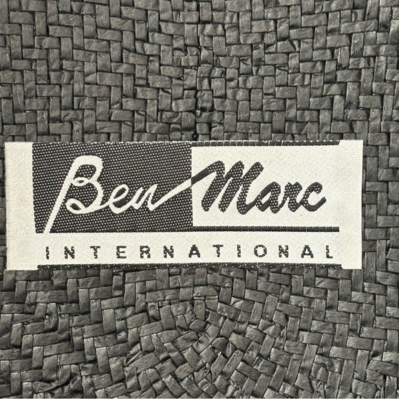 Ben Marc Pill Box Hat with Lace, Feathers and Rhinestone VTG - Picture 7 of 7